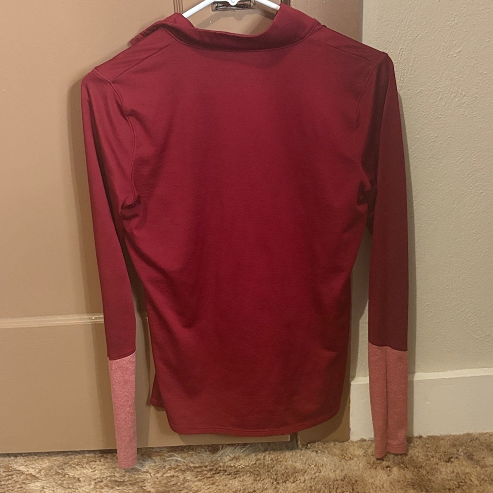 Women’s XS Under Armour Burgundy Quarter-Zip Pullover - Picture 2 of 3
